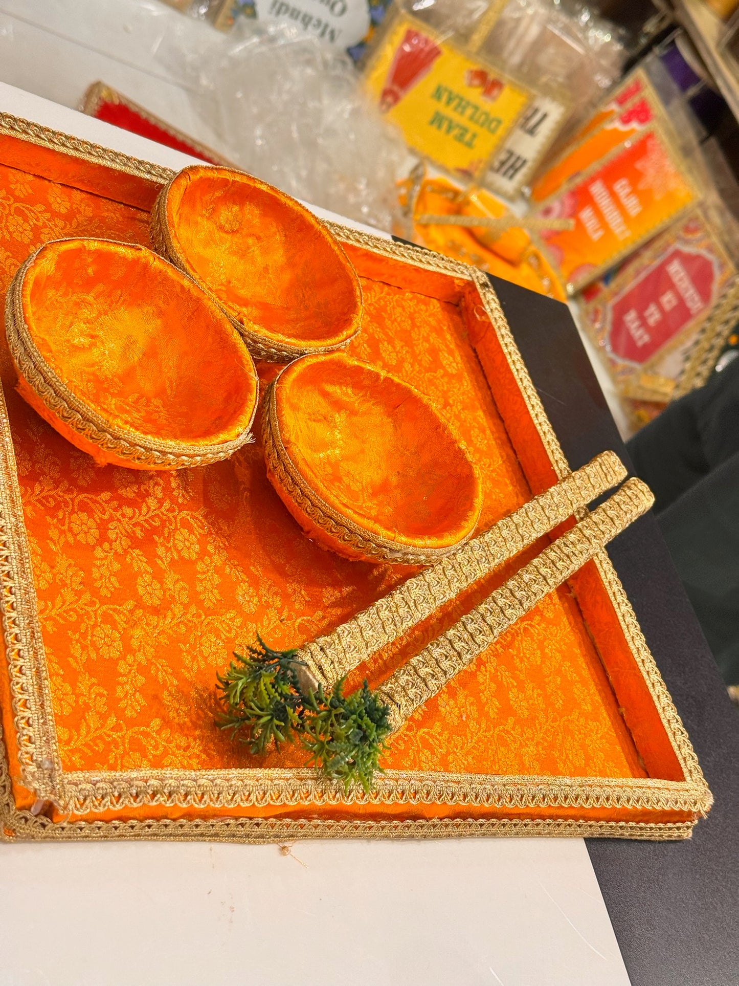 Velvet Diya Thaal With Sticks