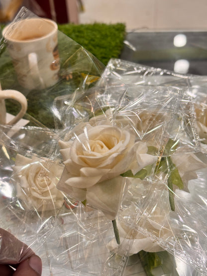 Floral pins for men’s suits