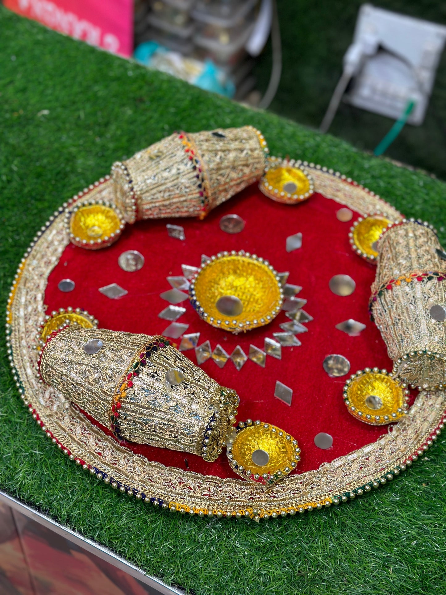 Velvet Dholki Plate