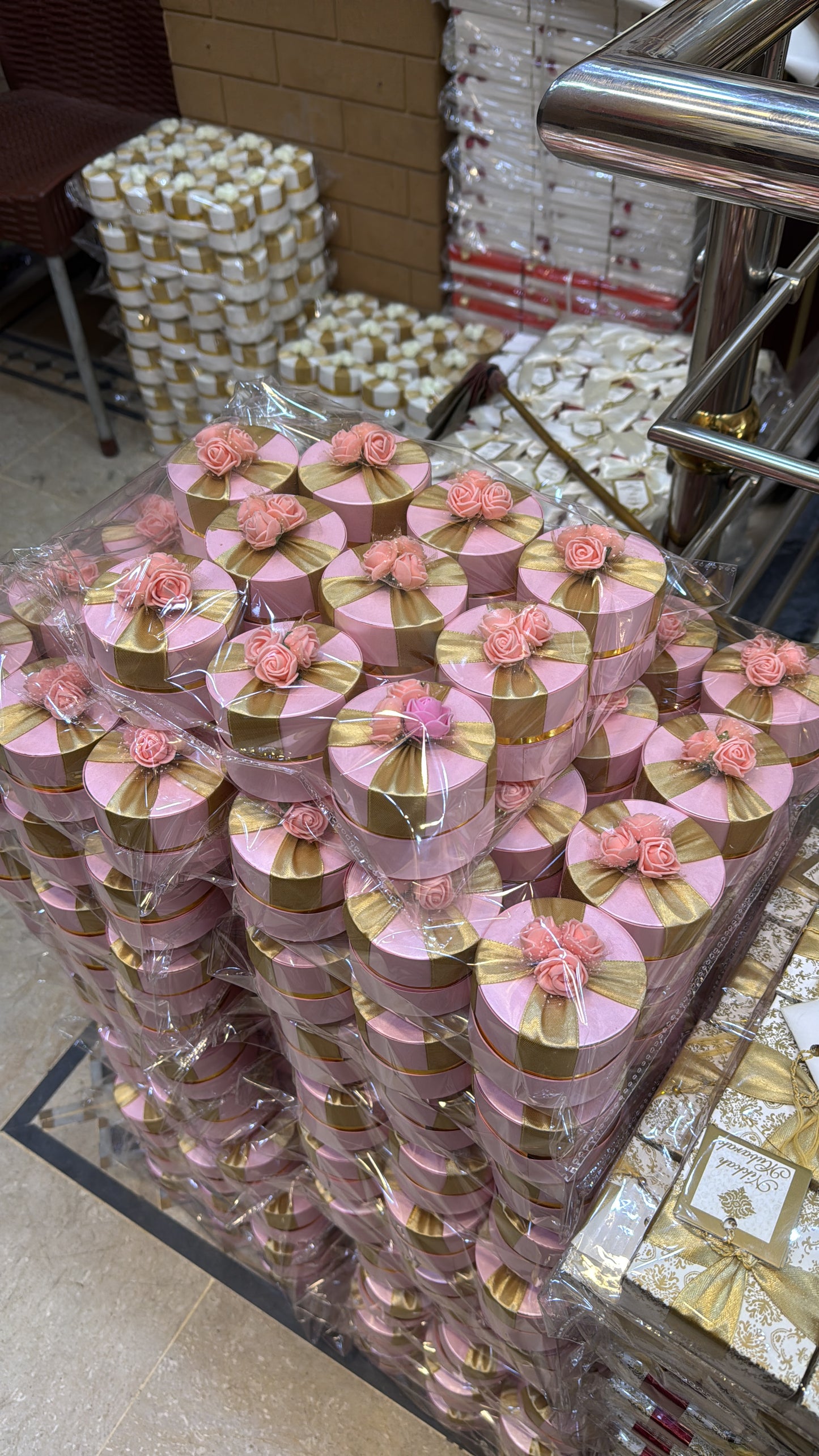 Round Floral Bid Box with Tag