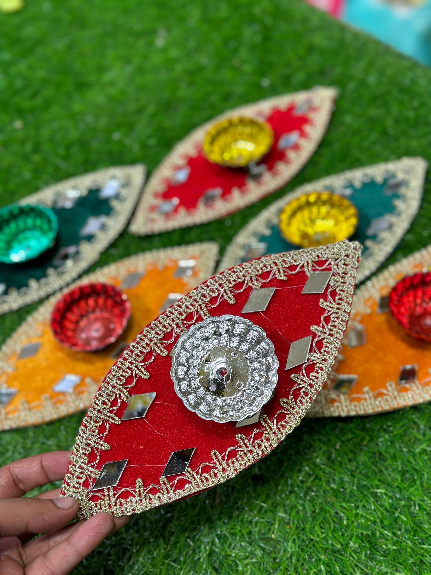 Velvet Multi Shapes Plates (Pack of 6)