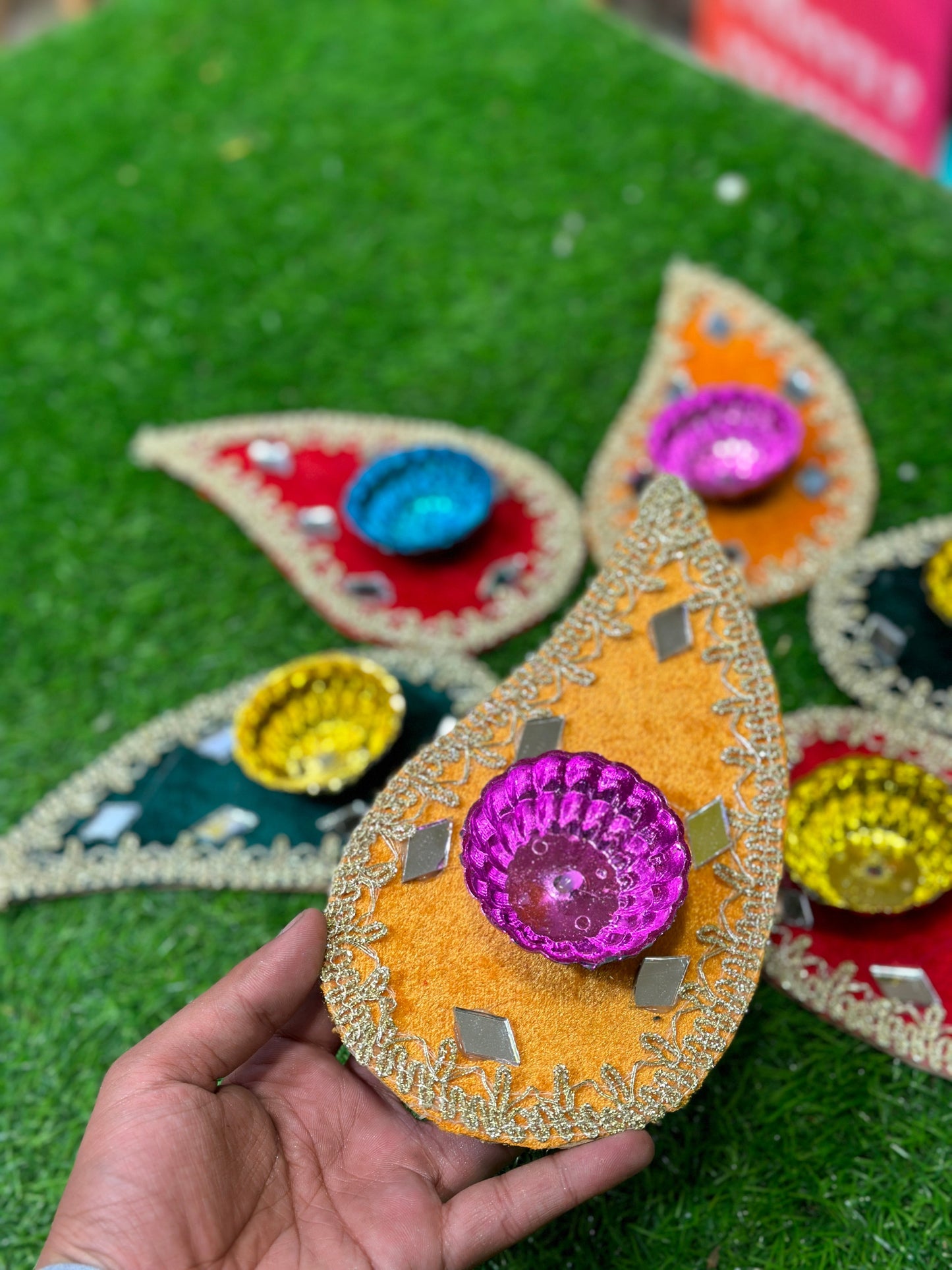 Velvet Multi Shapes Plates (Pack of 6)