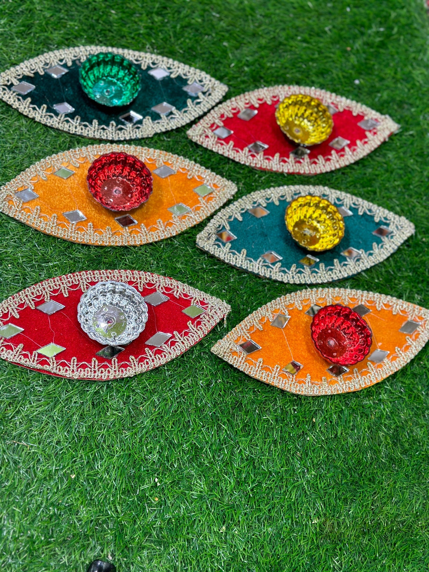 Velvet Multi Shapes Plates (Pack of 6)