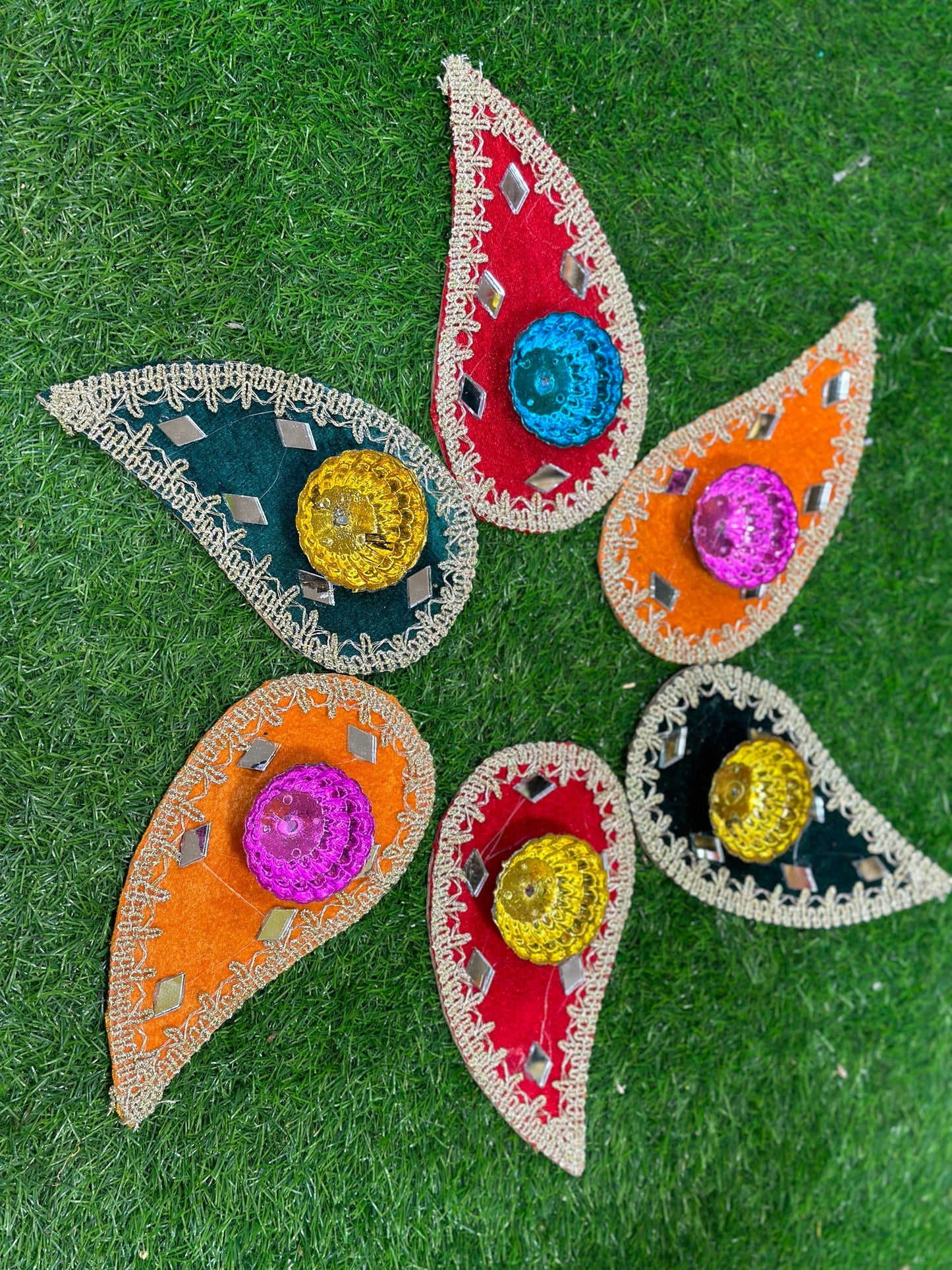 Velvet Multi Shapes Plates (Pack of 6)