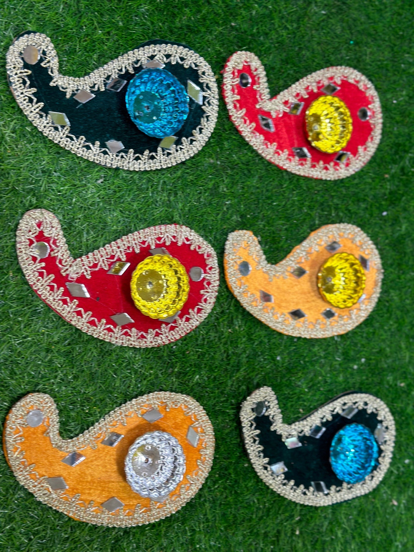 Velvet Multi Shapes Plates (Pack of 6)
