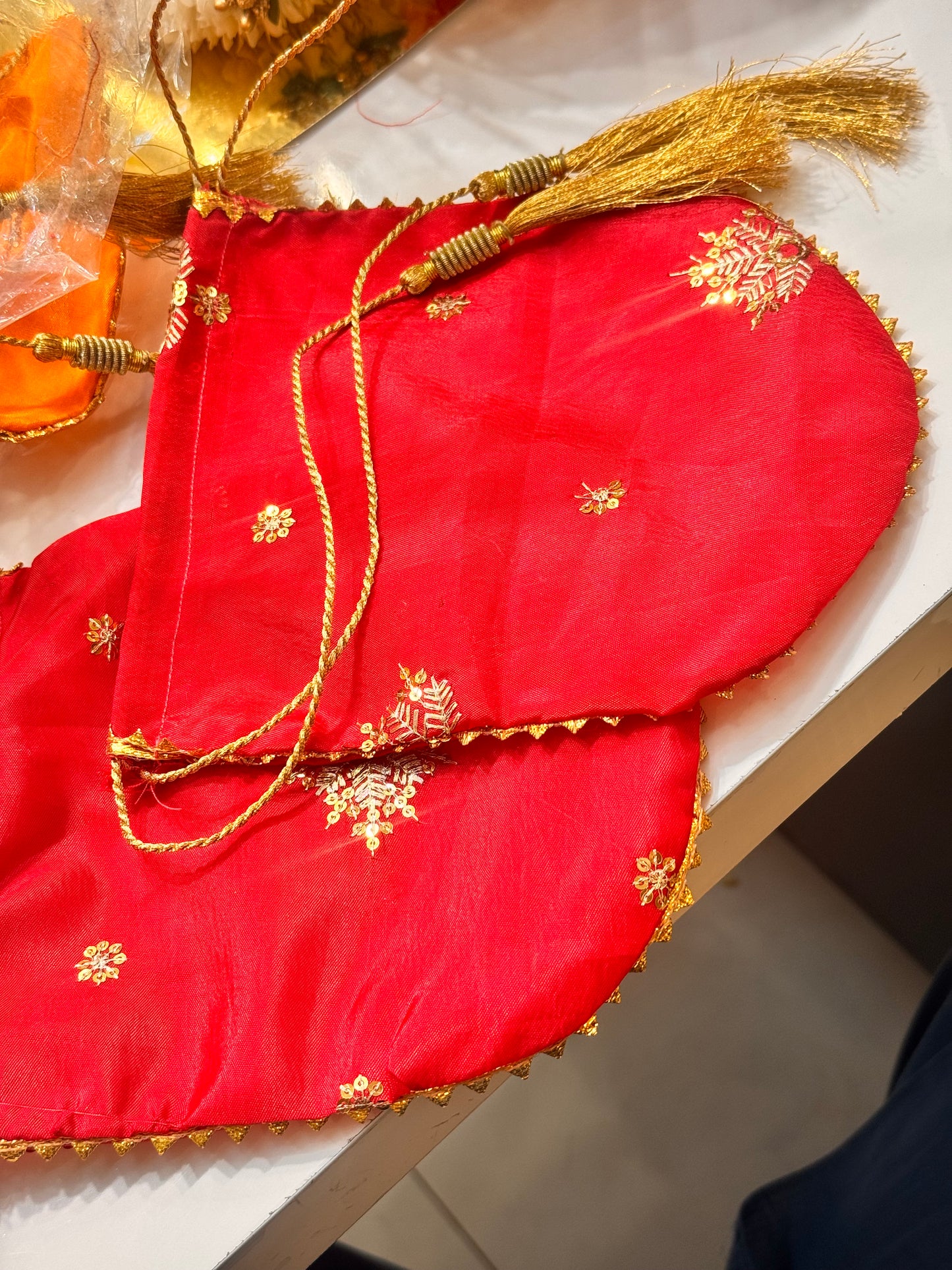 Jamavar big pouch