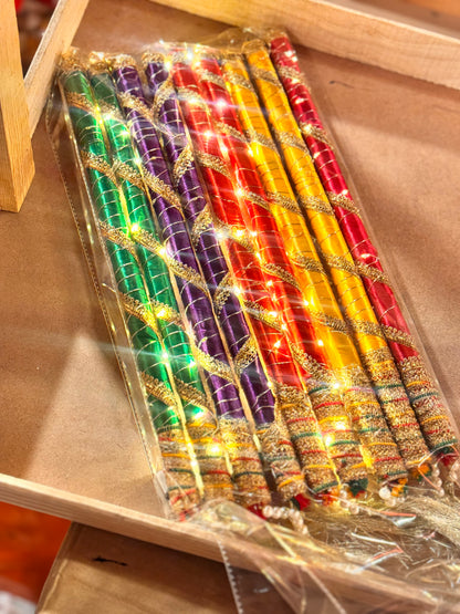 Light dandia sticks