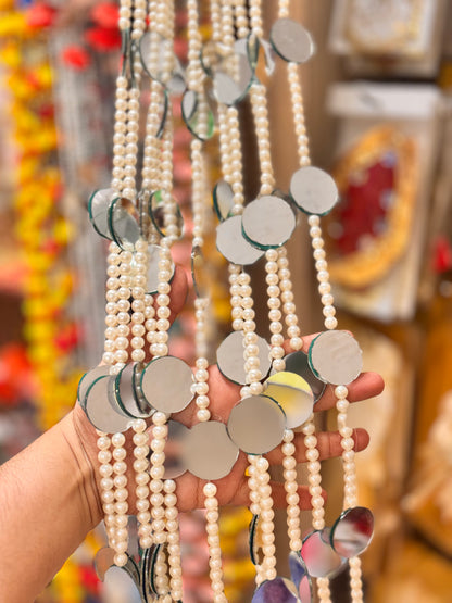 Pearl mirror lari