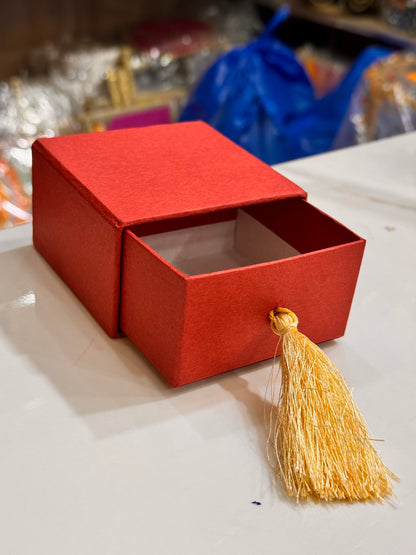 Plain Sliding Bid Box (Minimum 50 Pieces)