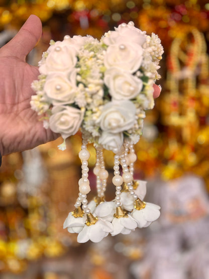 Fomic floral gajra