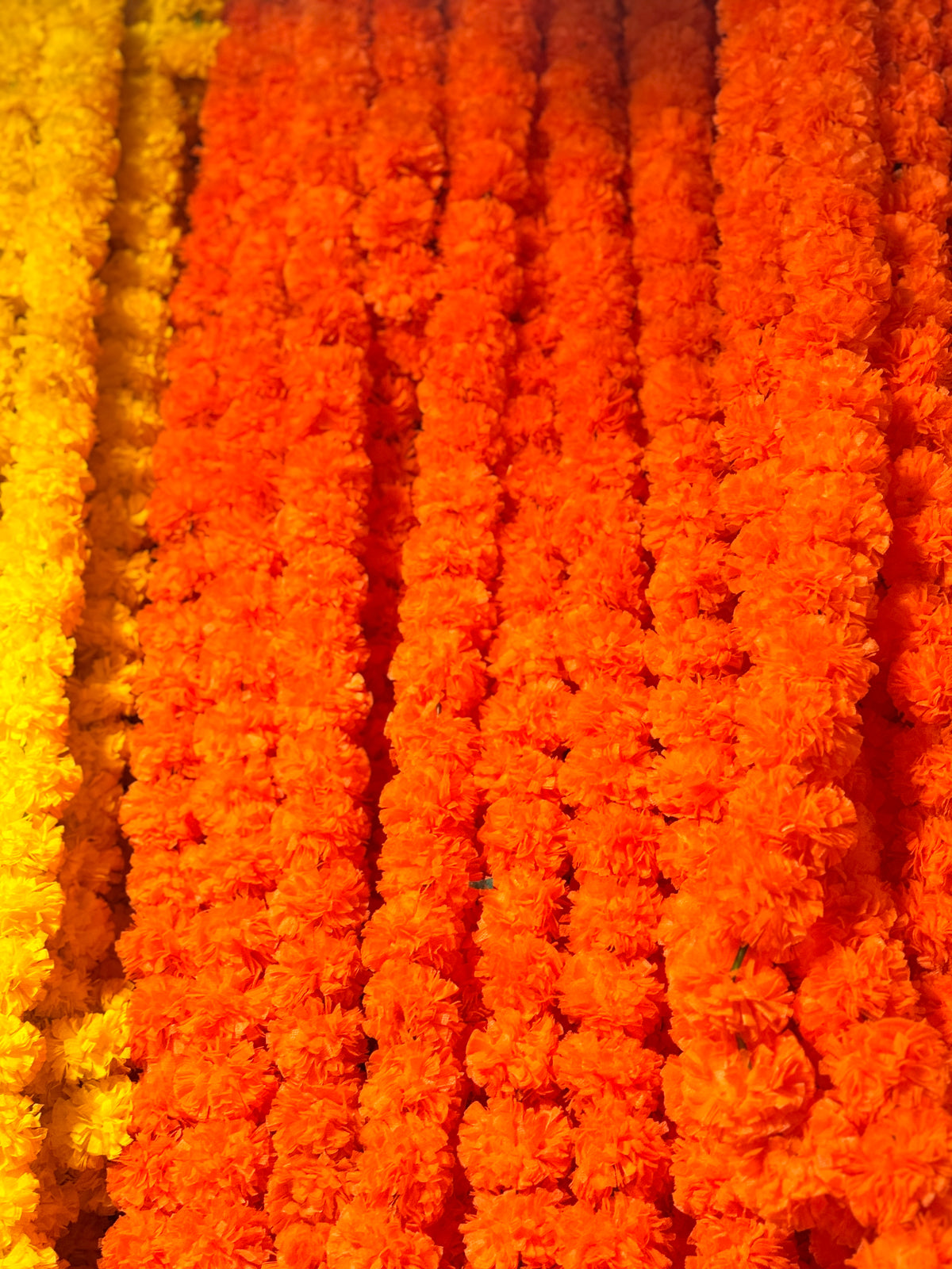 Gainda fabric lari