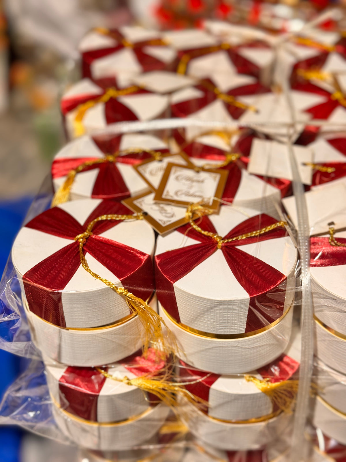 Plain round box