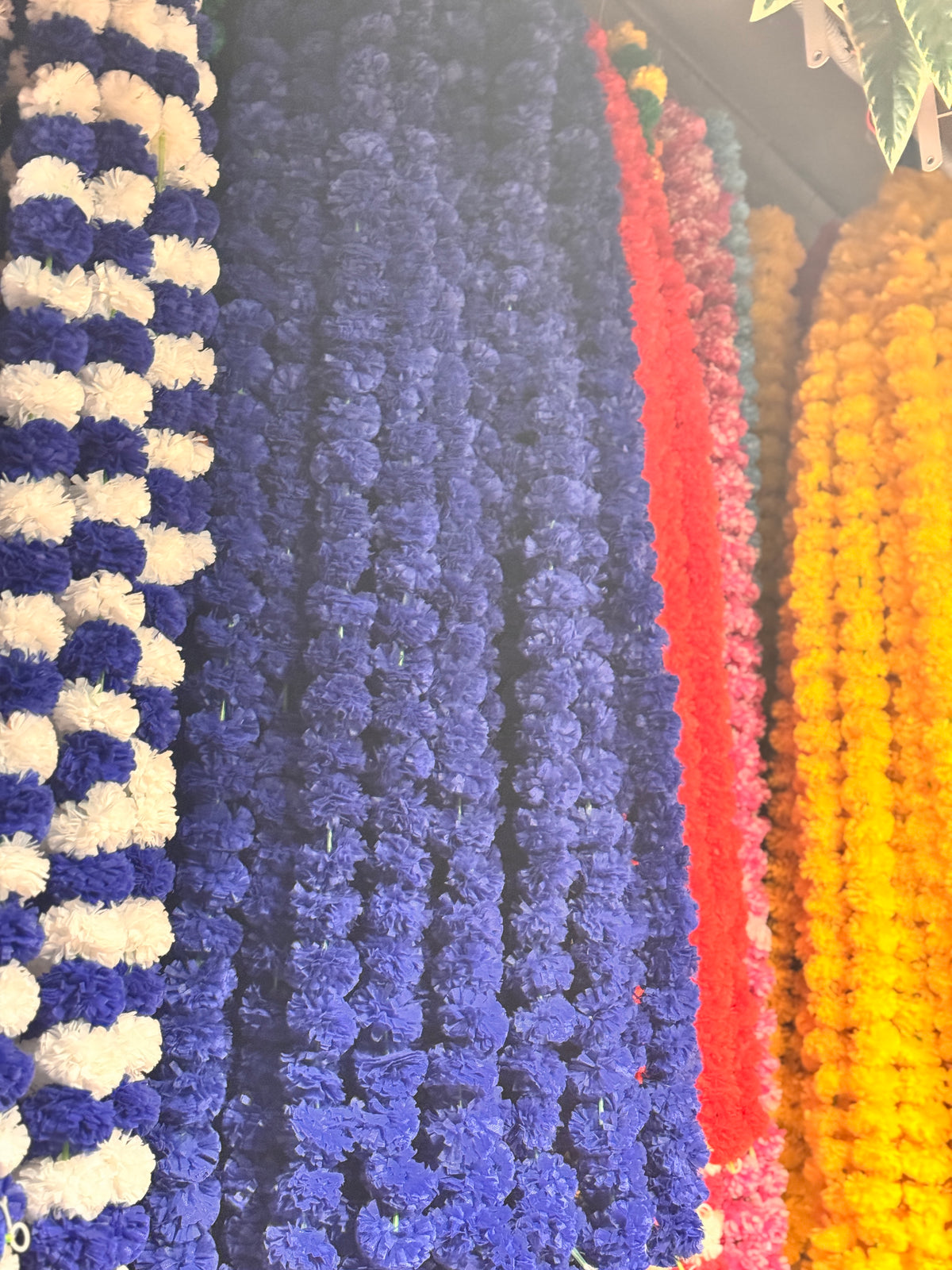 Gainda fabric lari