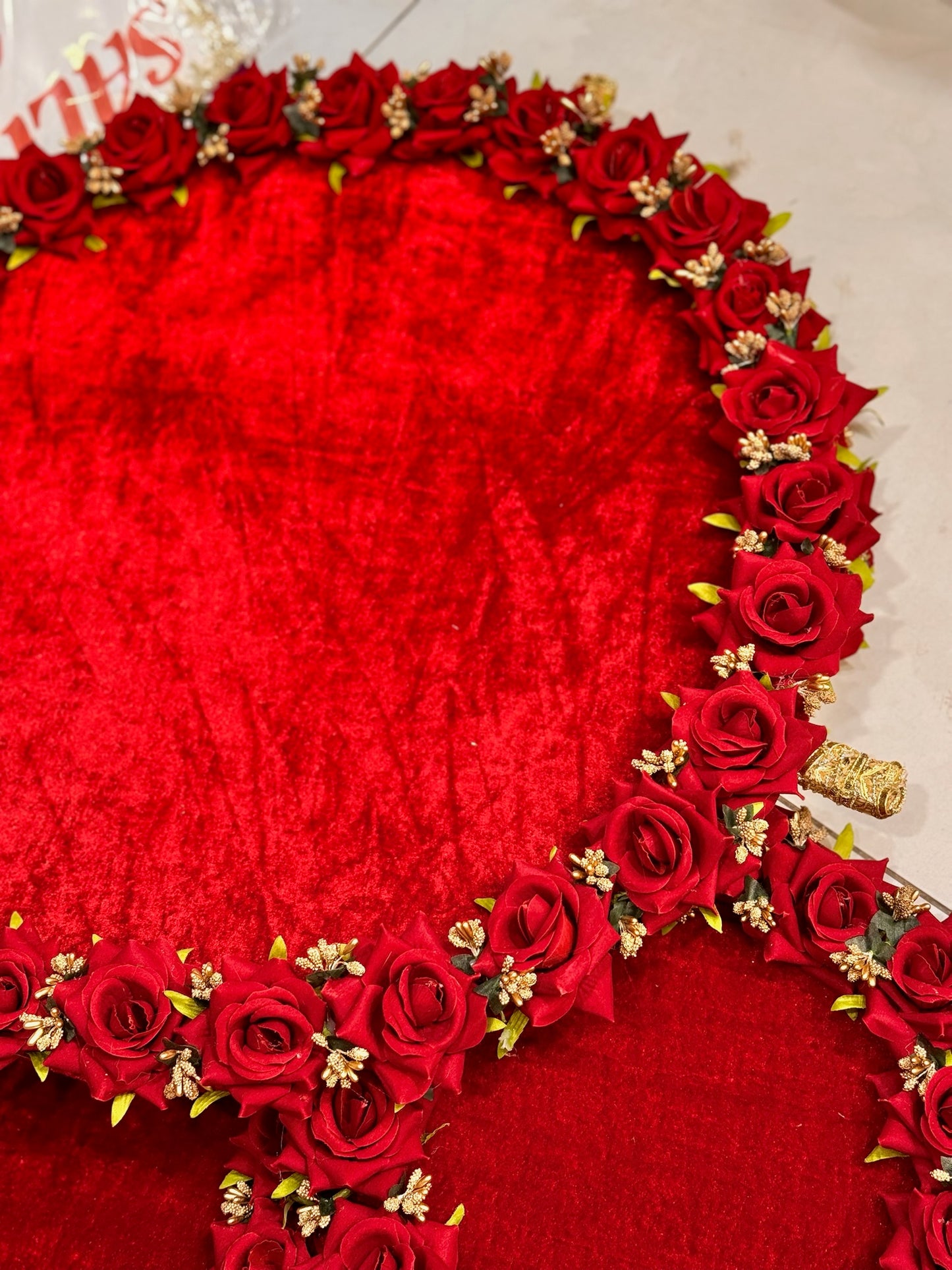Velvet Flower Thaal