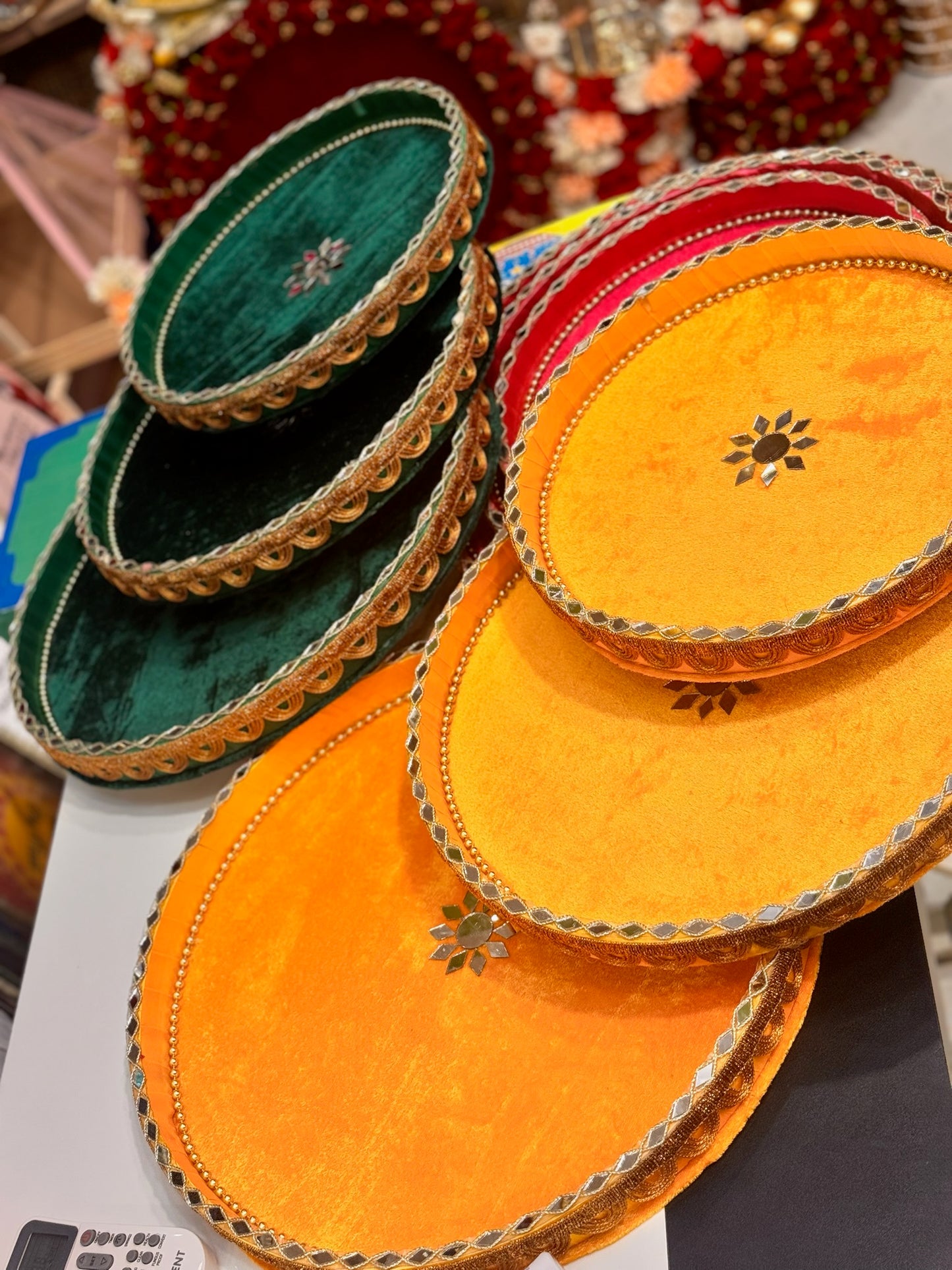 Velvet Round Tray Set