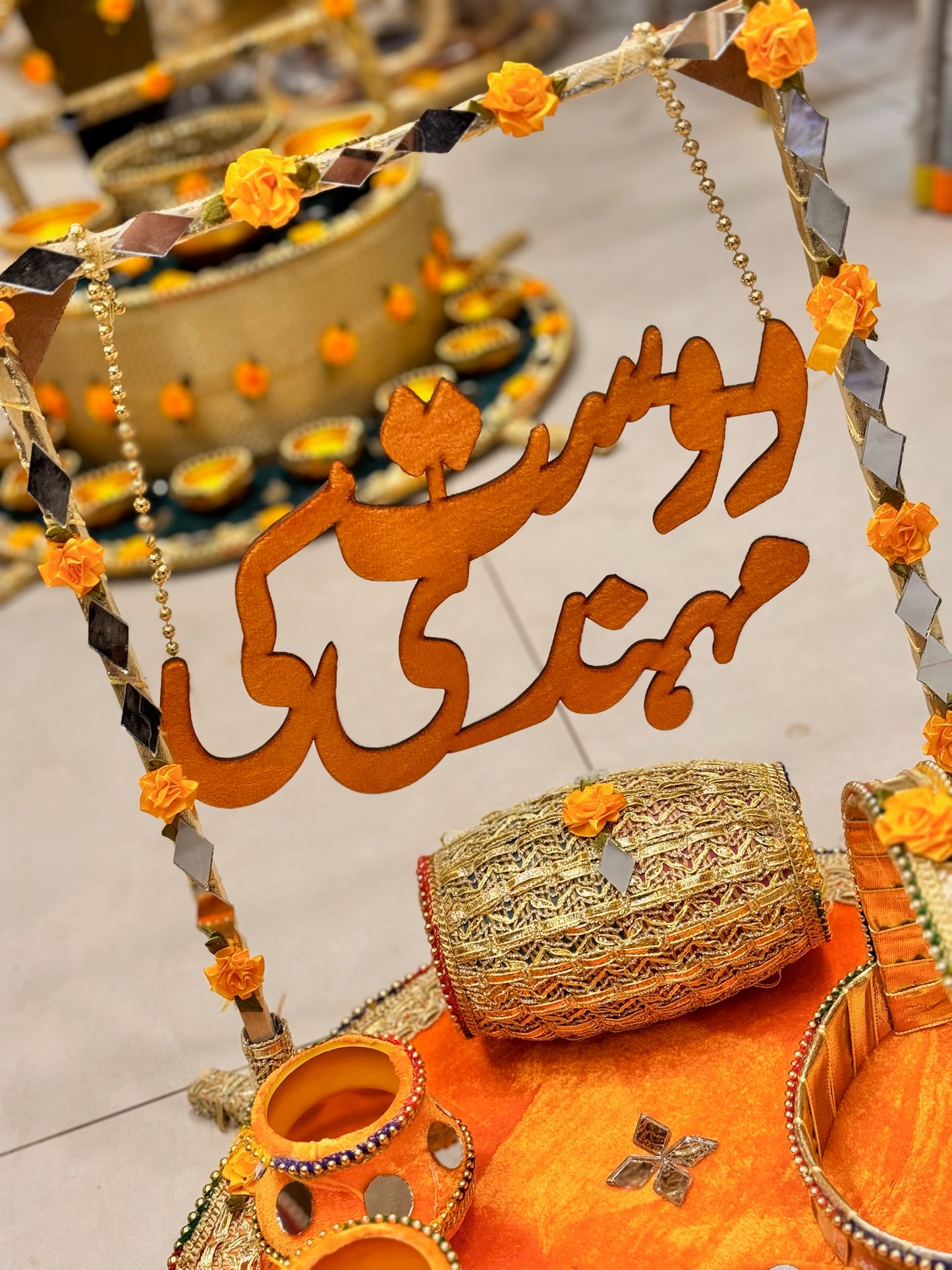 Velvet Thaal Dost ki Mehndi