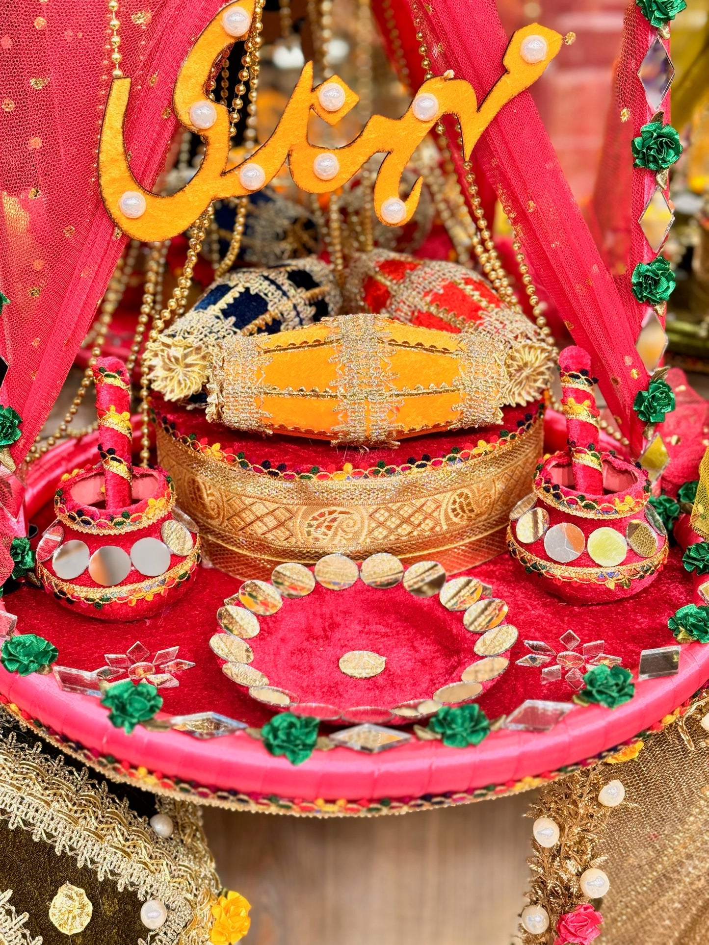 Velvet Net Design Mehndi Thaal