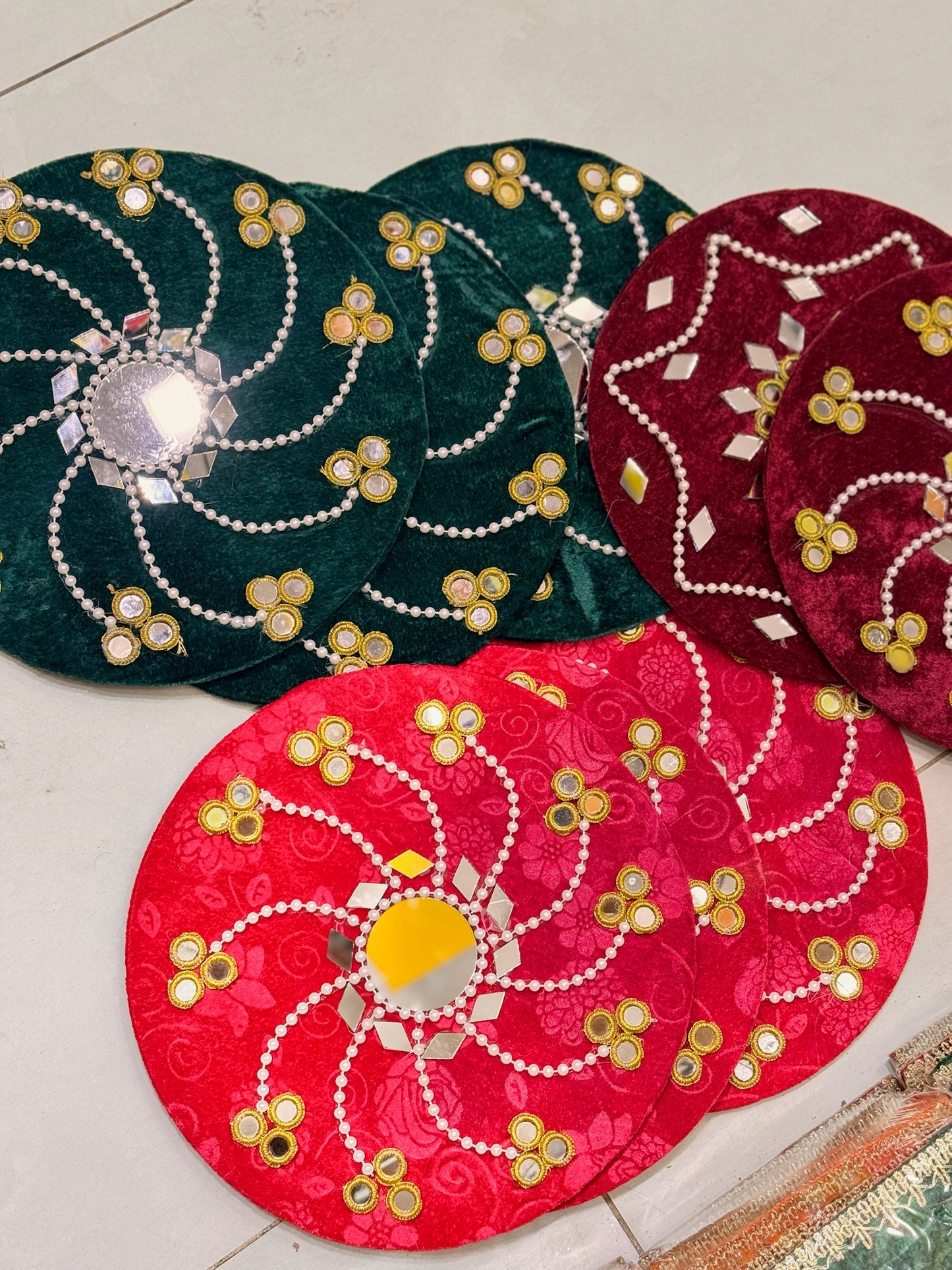 Velvet Mirror Plate Design 4