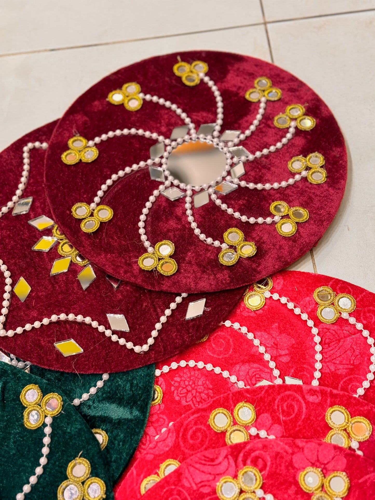 Velvet Mirror Plate Design 4