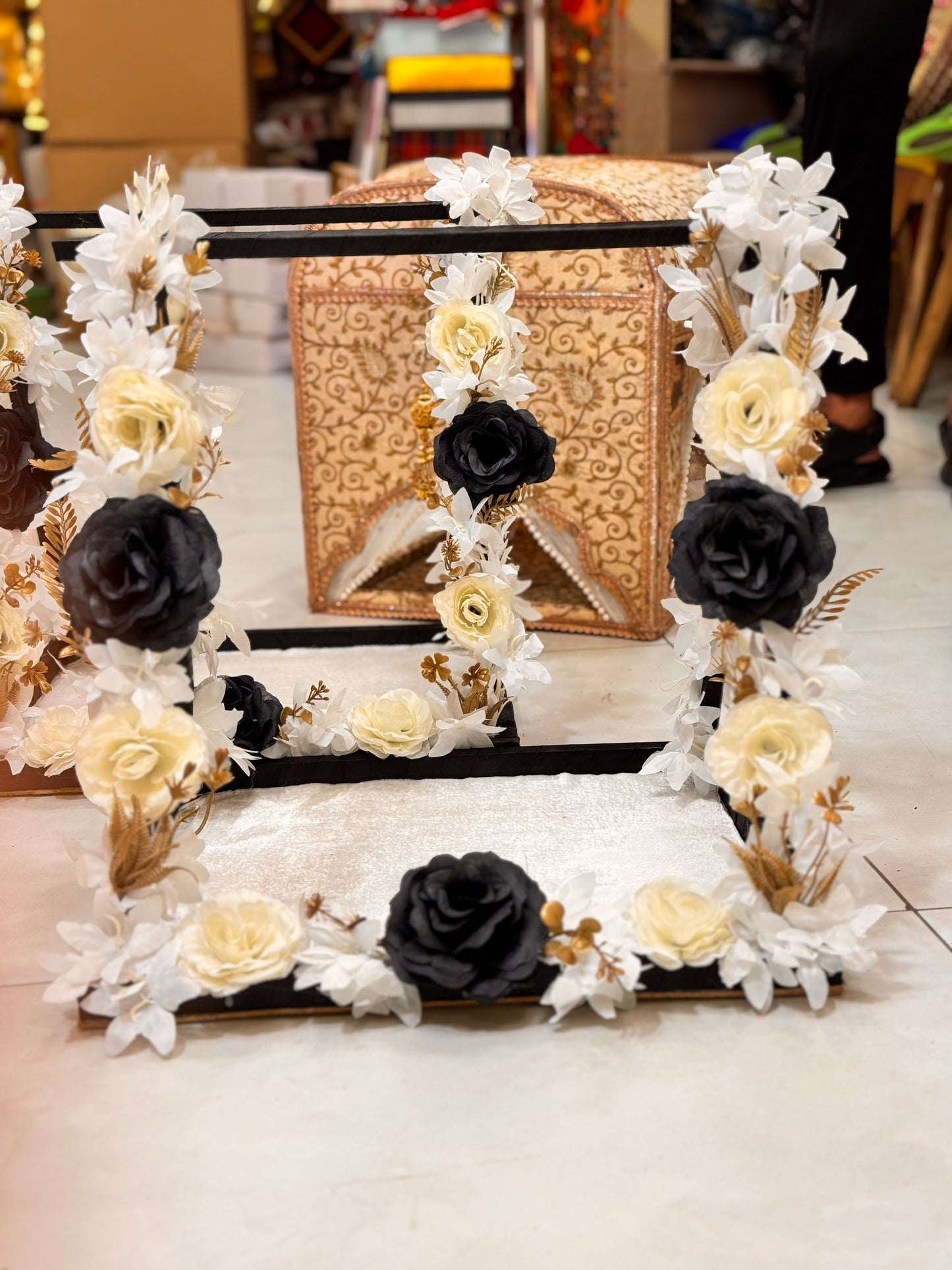 Wooden Floral Net Basket