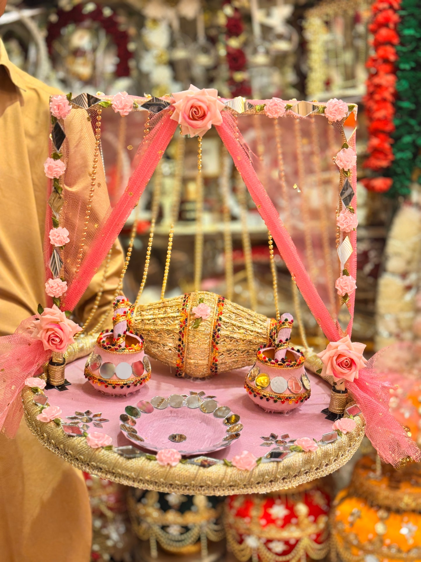 Velvet Net Design Thaal