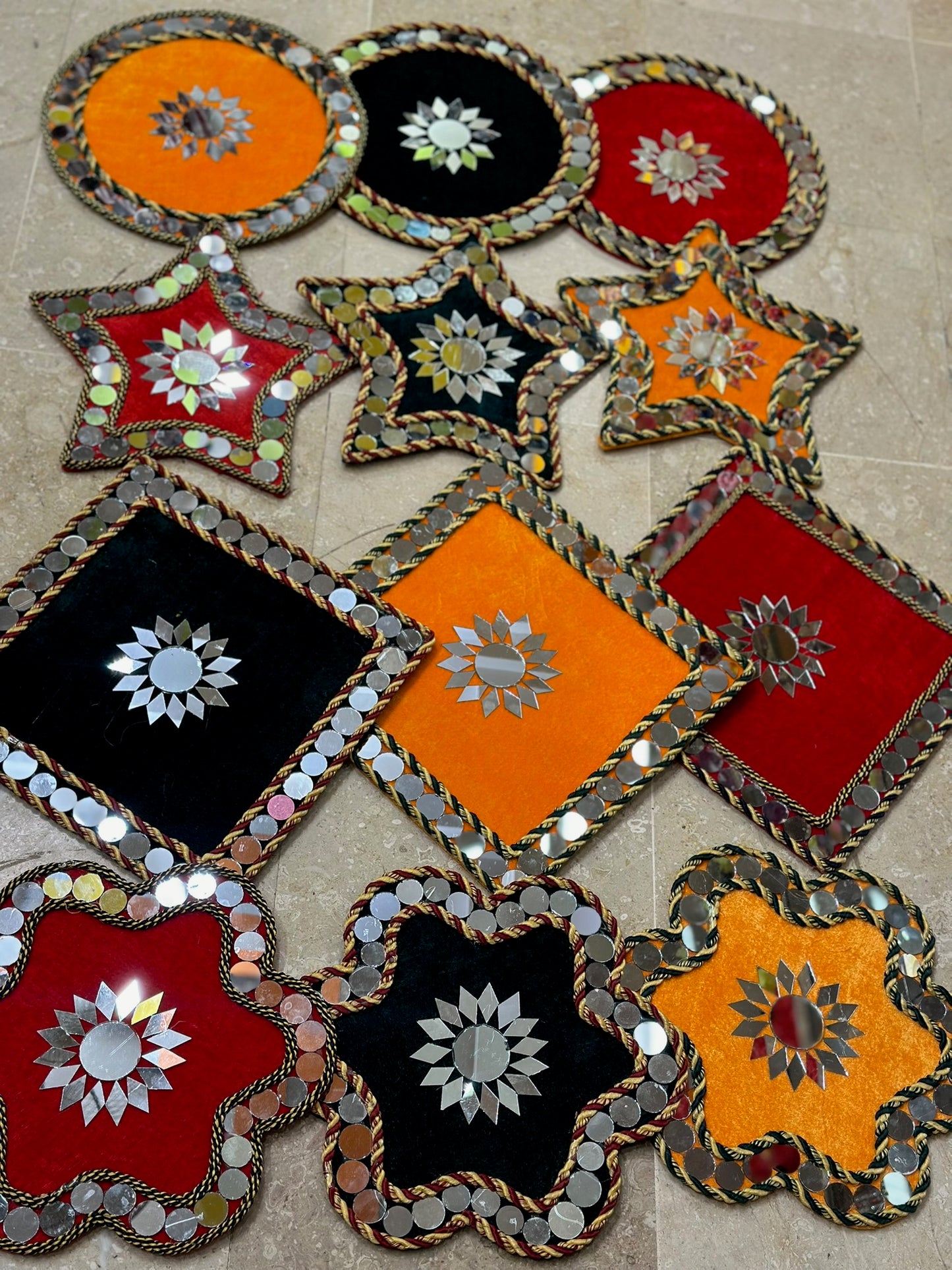 Velvet Mini Mirror Plates