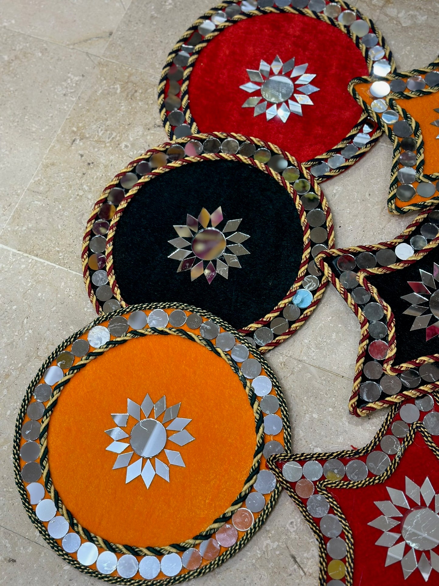 Velvet Mini Mirror Plates