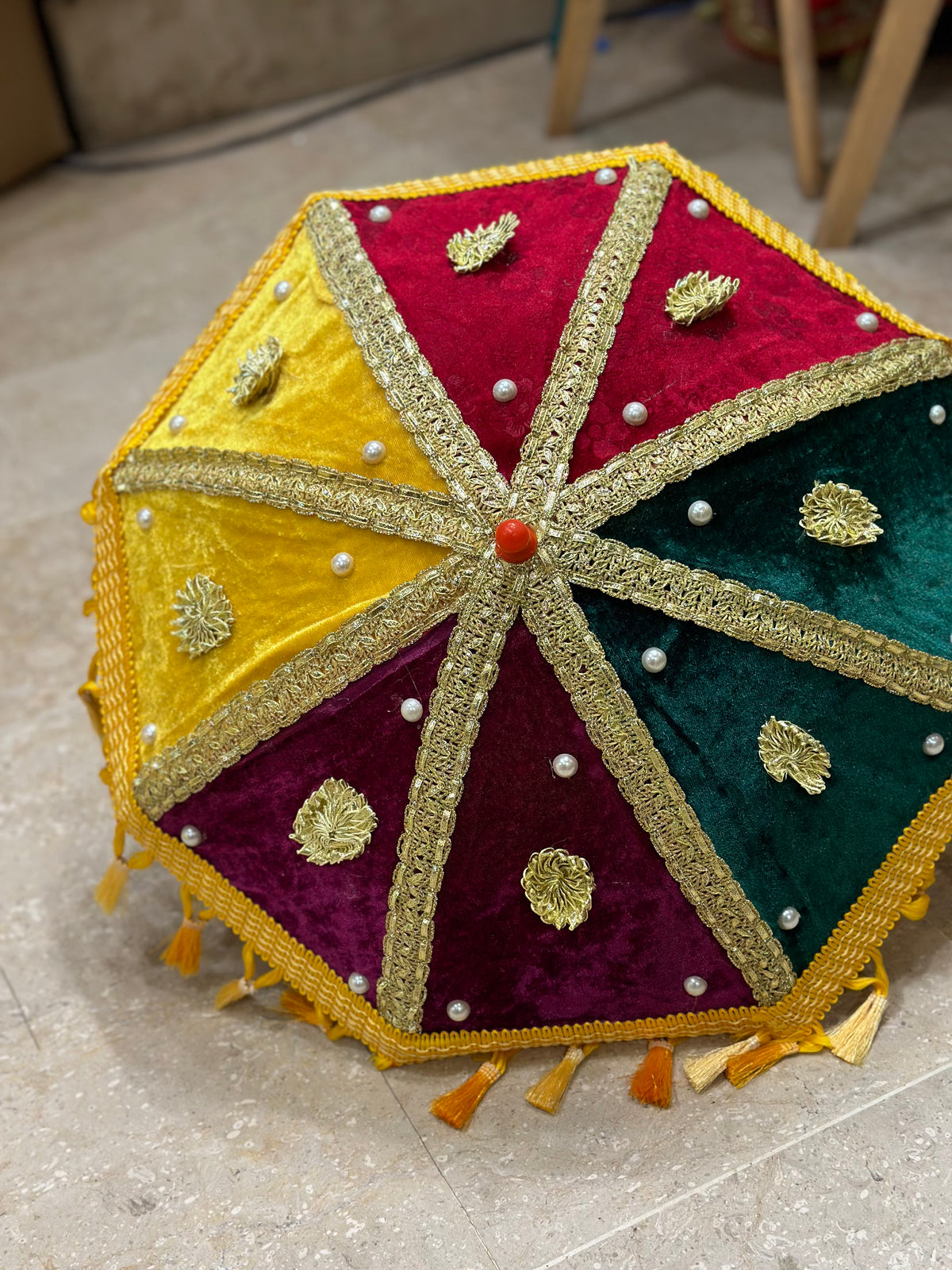 Decorative Velvet Umbrella Set 1