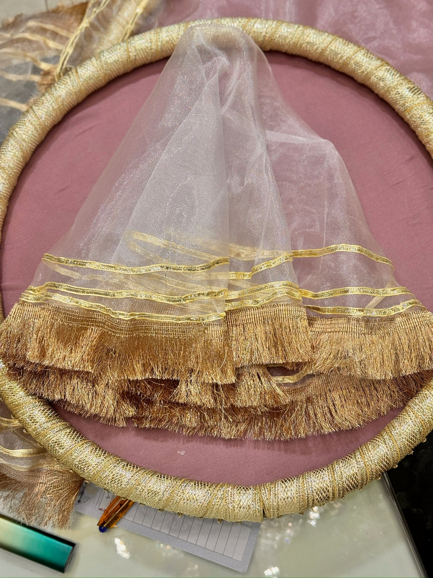 Round Tray with Cover