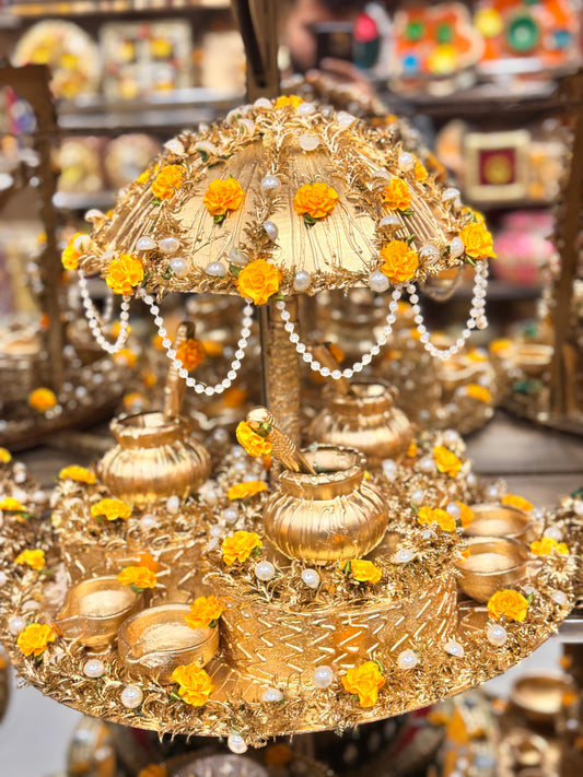 Gold Umberalla Thaal