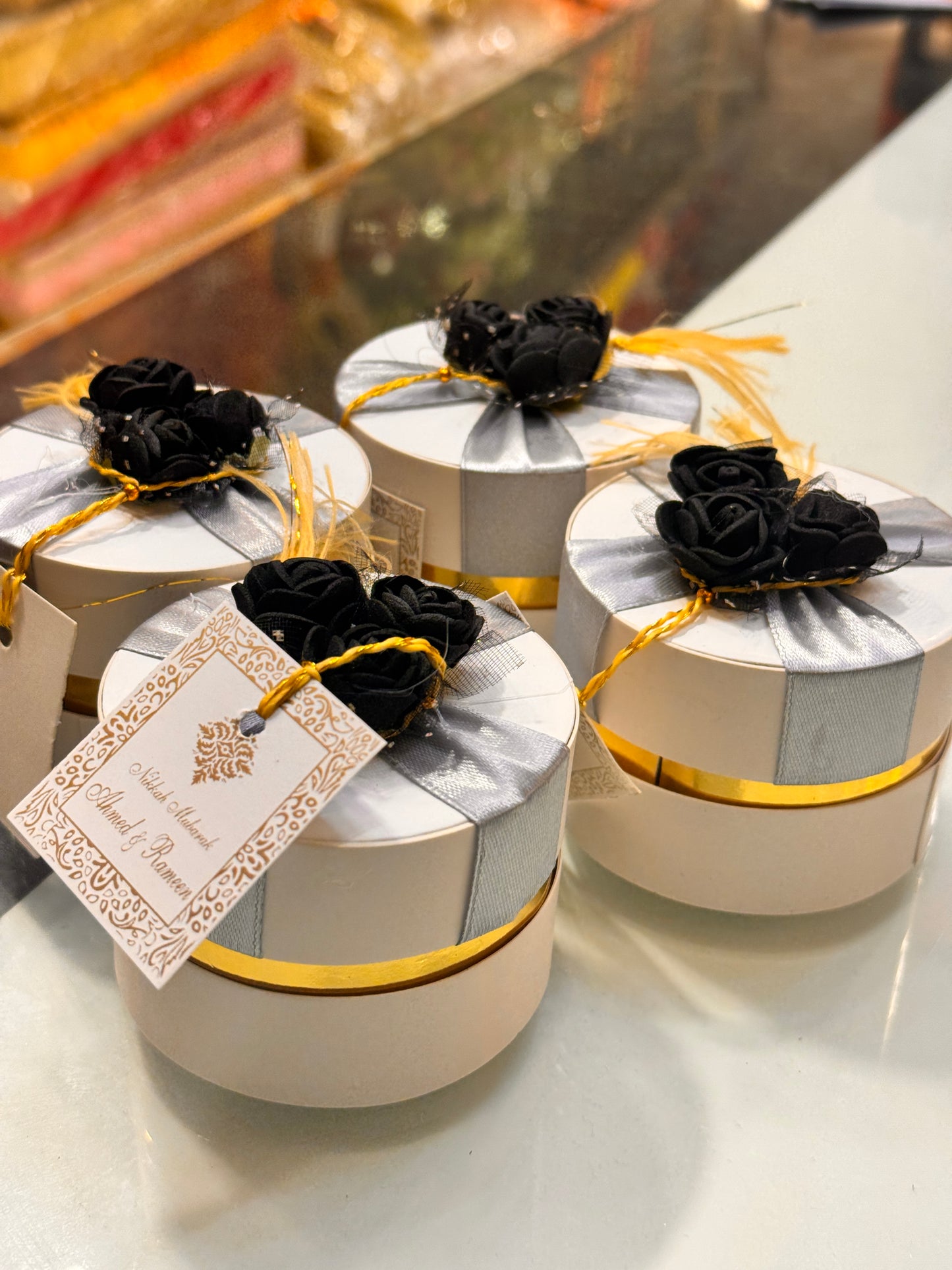 Round Floral Bid Box with Tag