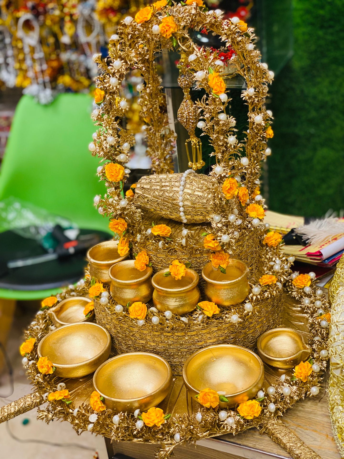 Gold Work Step Thaal