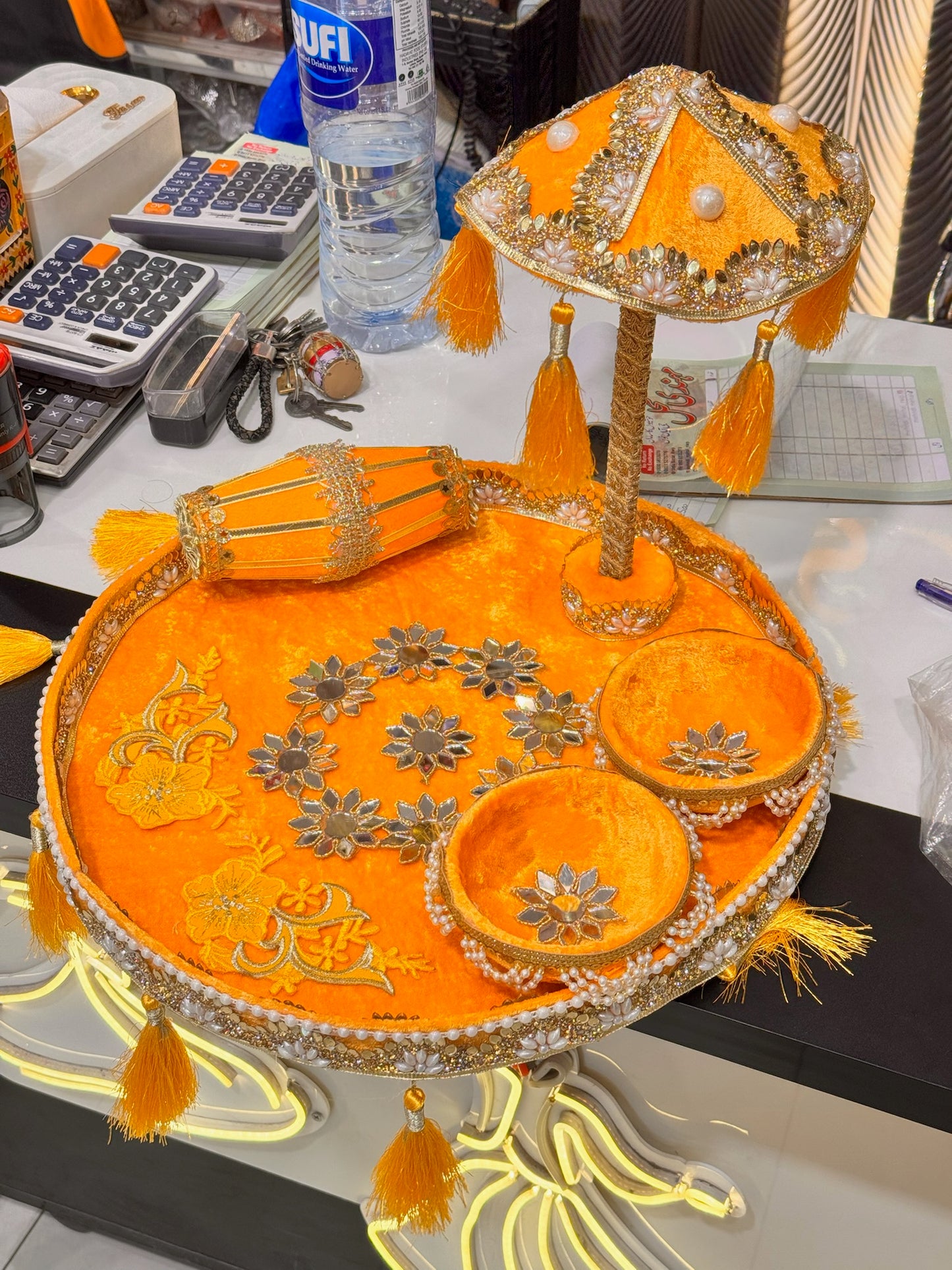Velvet Dholki Umbrella Thaal
