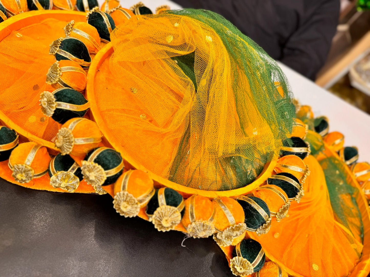 Velvet Ball Net Mehndi Tray