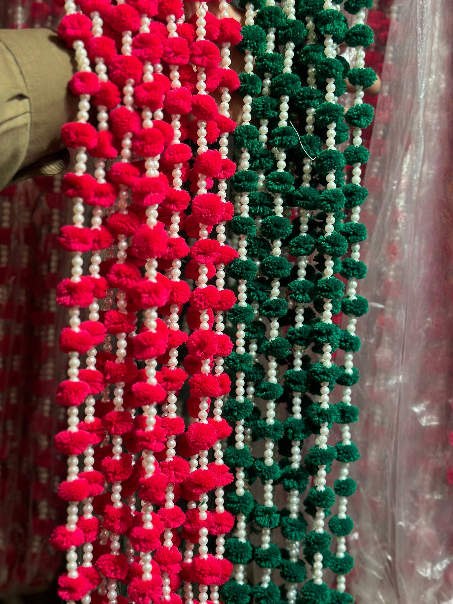 Pom Pom Lari Pack of 12