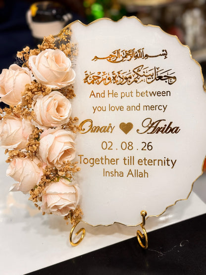 Side White Floral Resin Plate
