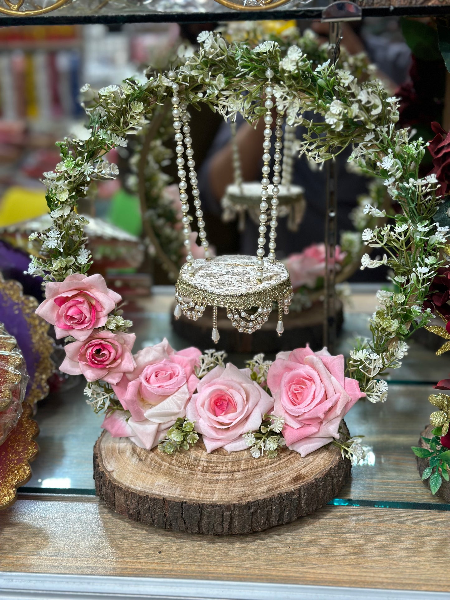 Round Back Jhoola Wooden Base Ring Plate