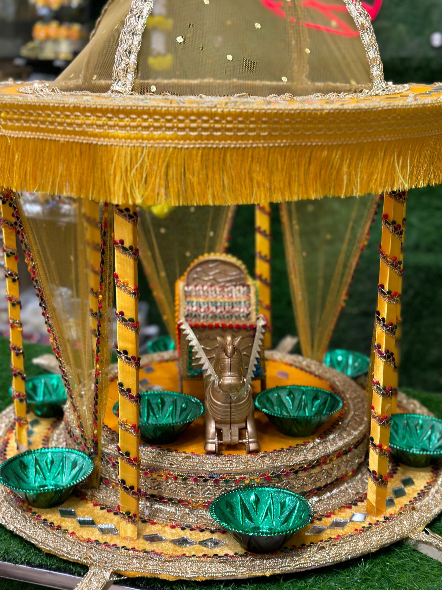 Velvet Bagi Tomb Thall