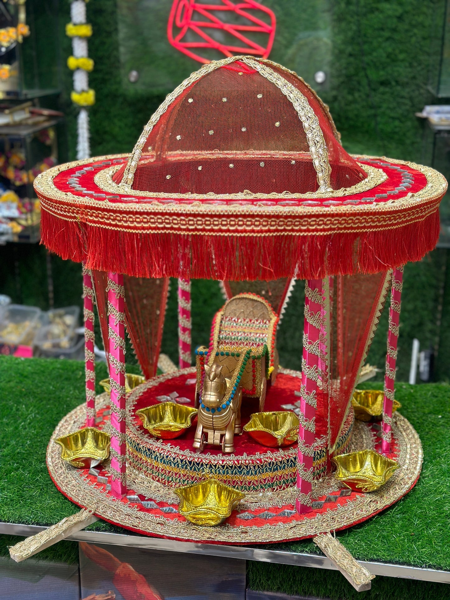 Velvet Bagi Tomb Thall